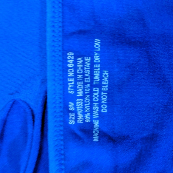 Set of three fluorescent tops - Picture 9 of 14